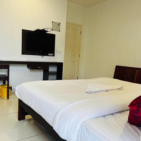 White House Inn Kochi Extérieur photo