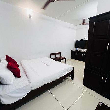 White House Inn Kochi Extérieur photo