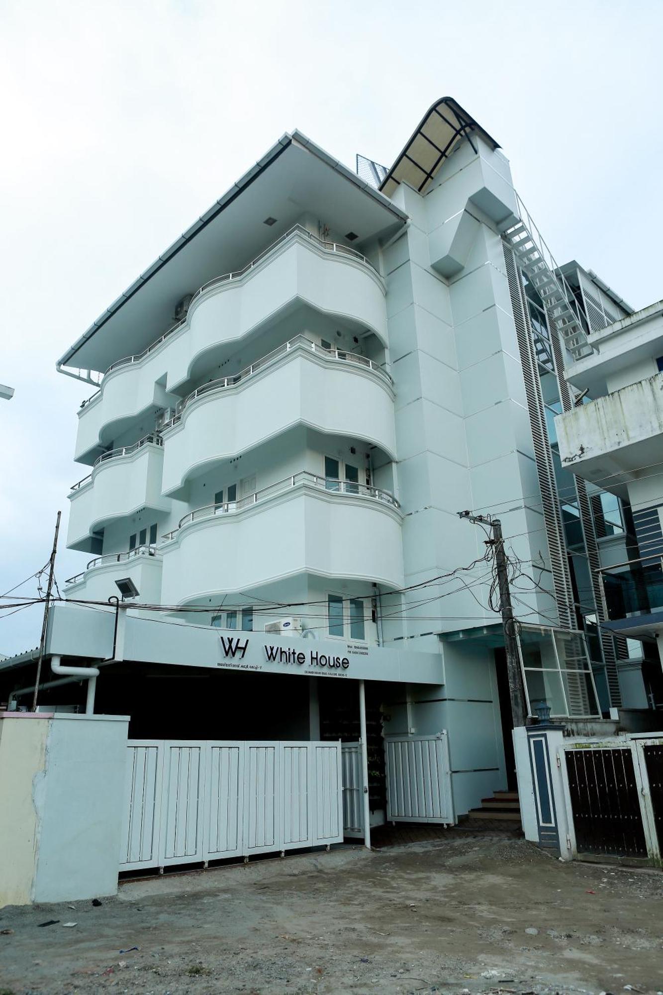 White House Inn Kochi Extérieur photo