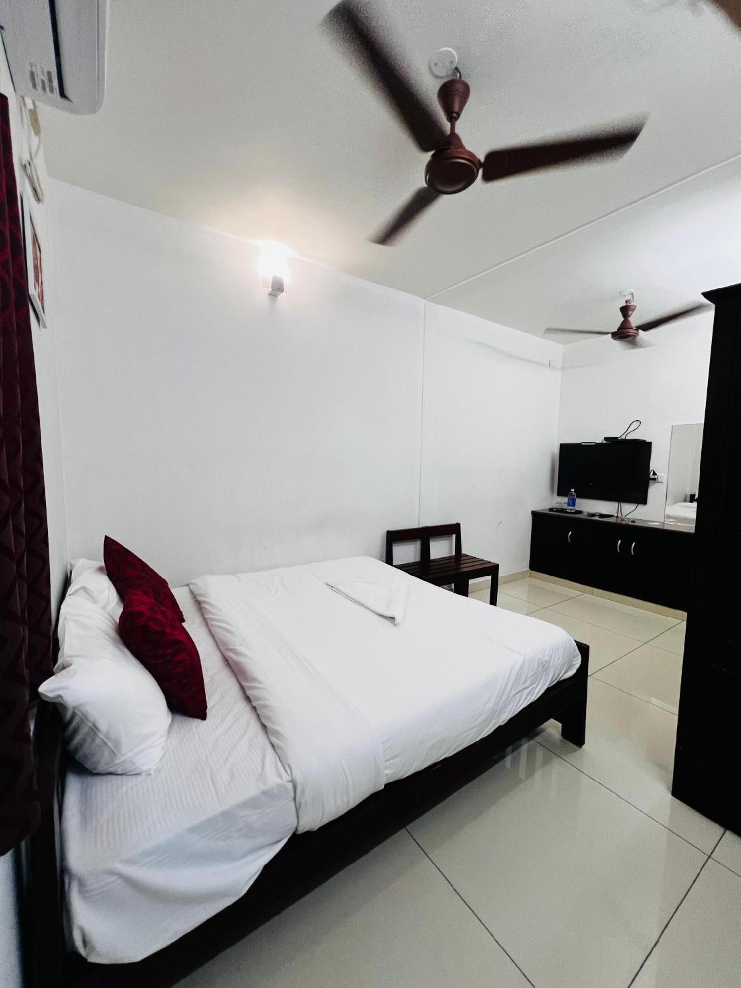 White House Inn Kochi Extérieur photo